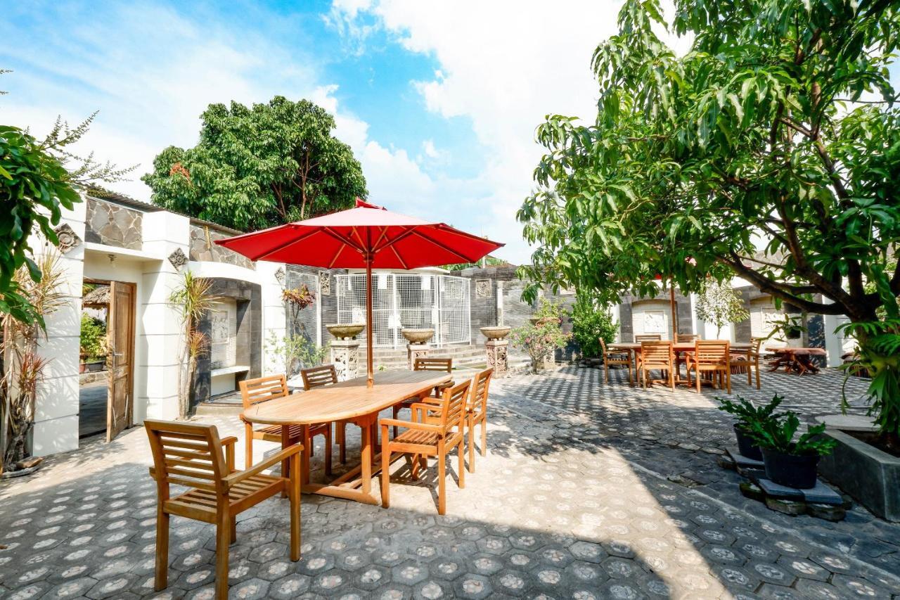 Oyo 2327 Pagsis Village Klaten Экстерьер фото